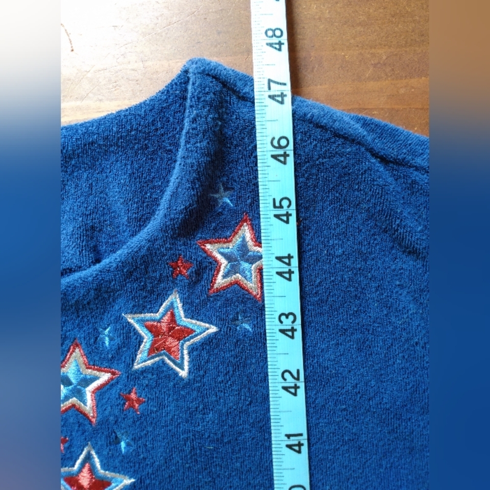 Quacker Factory Patriotic Terry Pullover Robe With Star Embroidery - Picture 5 of 7